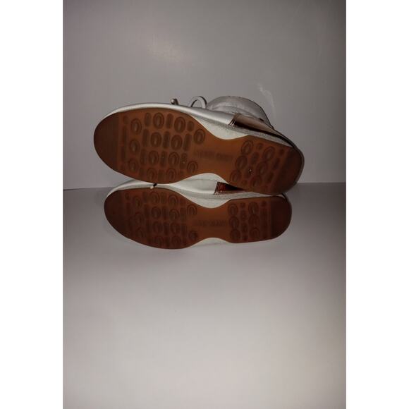 Women's The Original Moon Boot White With Rose Gold Tone Hardware Size 7 1/2 - Picture 11 of 11